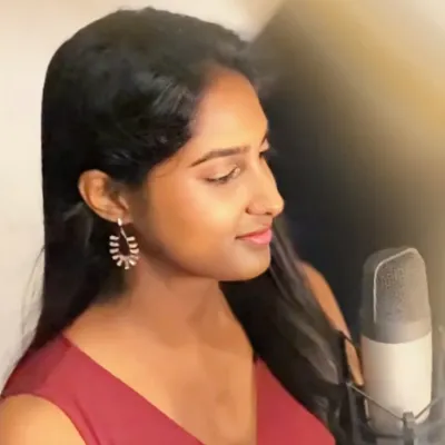 Neela Nuwan Age (Cover)